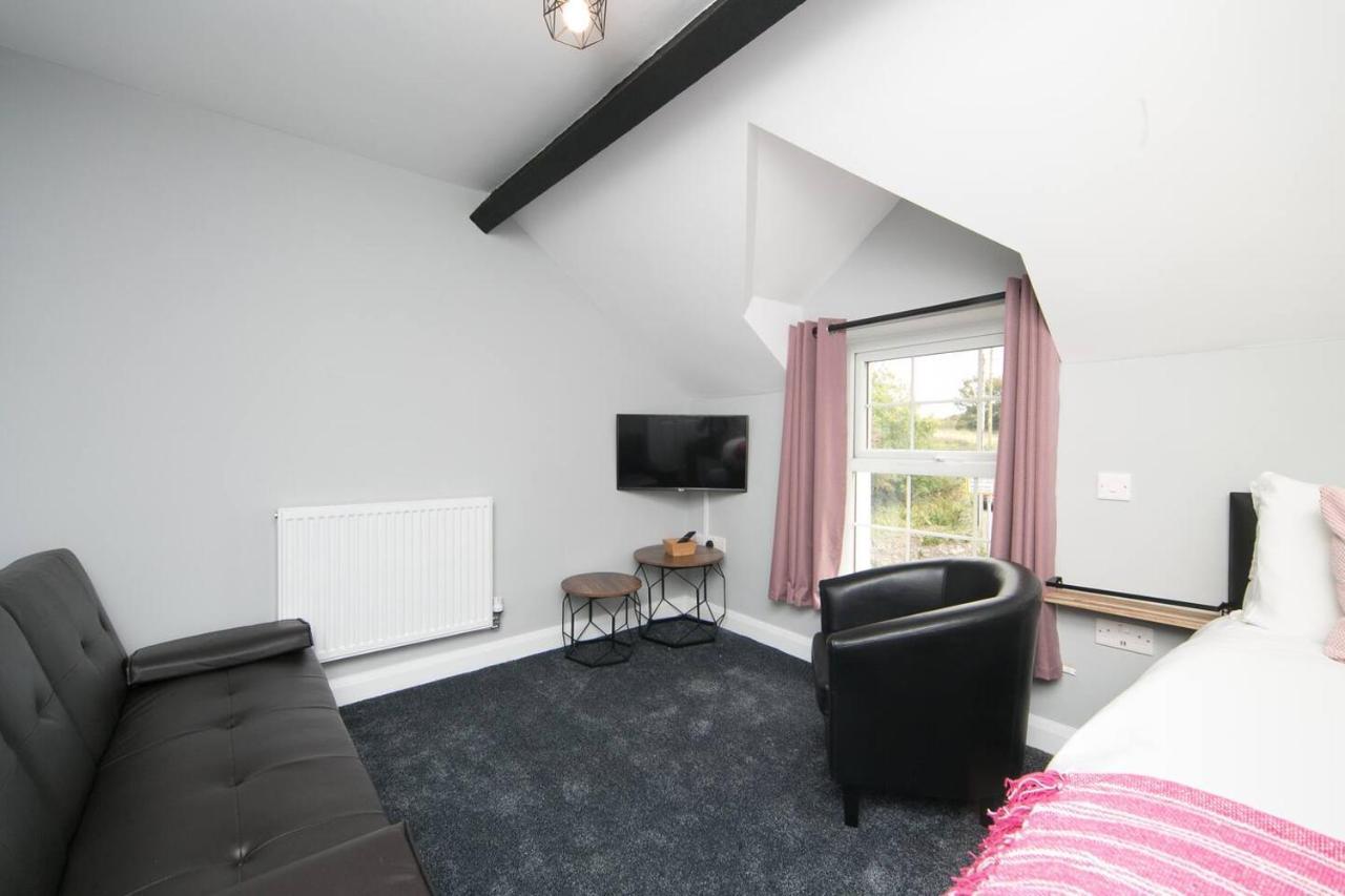 Pass The Keys Modern En-Suite Room In Country Pubrestaurant 2 Llanddona Luaran gambar