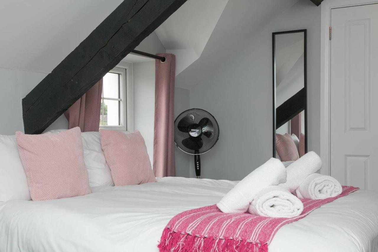 Pass The Keys Modern En-Suite Room In Country Pubrestaurant 2 Llanddona Luaran gambar