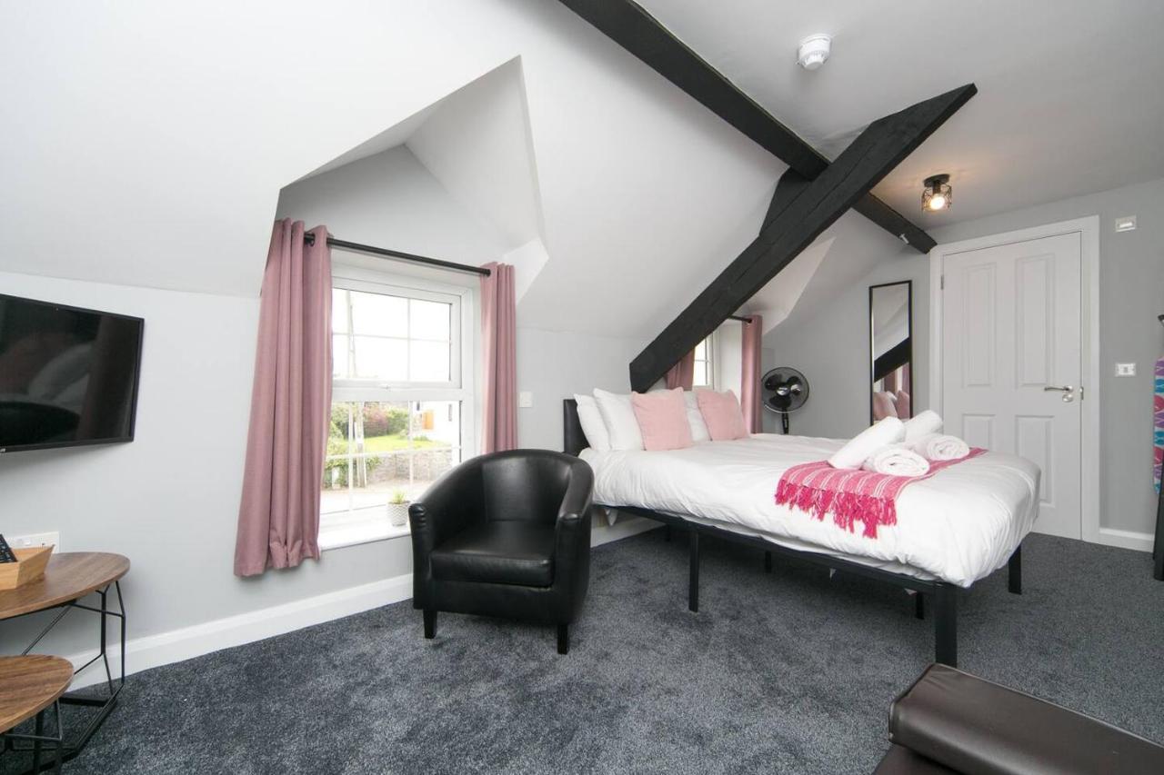 Pass The Keys Modern En-Suite Room In Country Pubrestaurant 2 Llanddona Luaran gambar